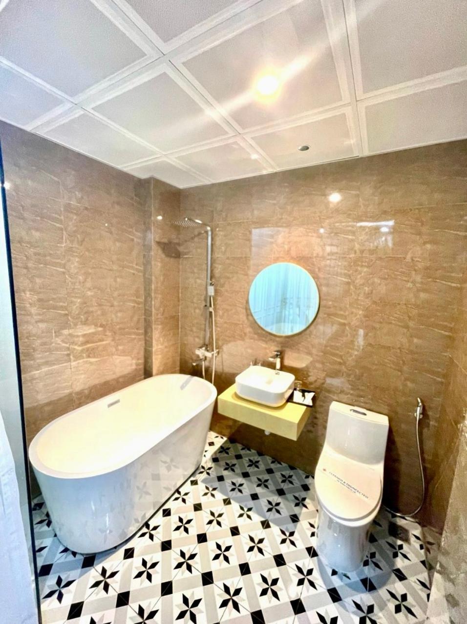 Grand Ha Noi Hotel Ханой Екстериор снимка